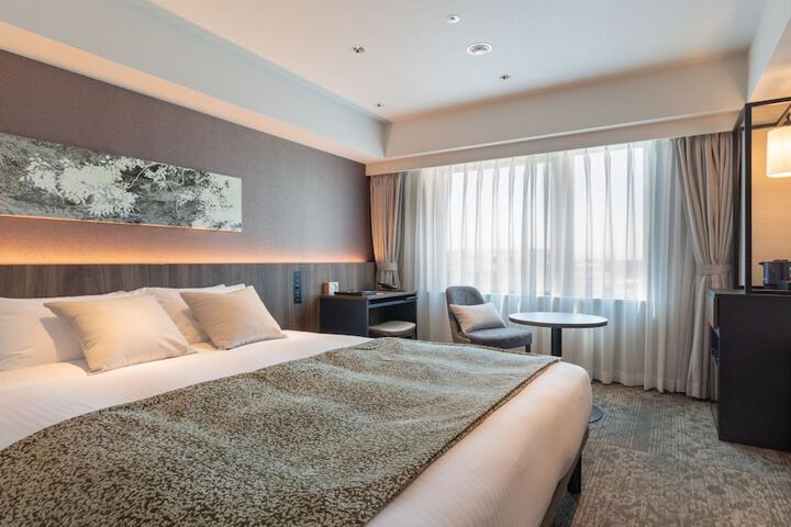 Room 10 of 40