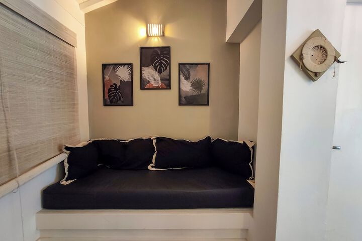 Room 70 of 142