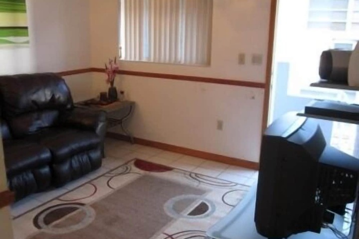 Room 16 of 25