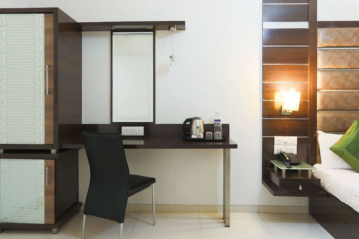 Room 20 of 66