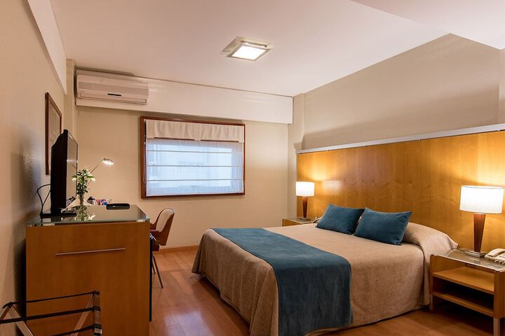 Room 34 of 69