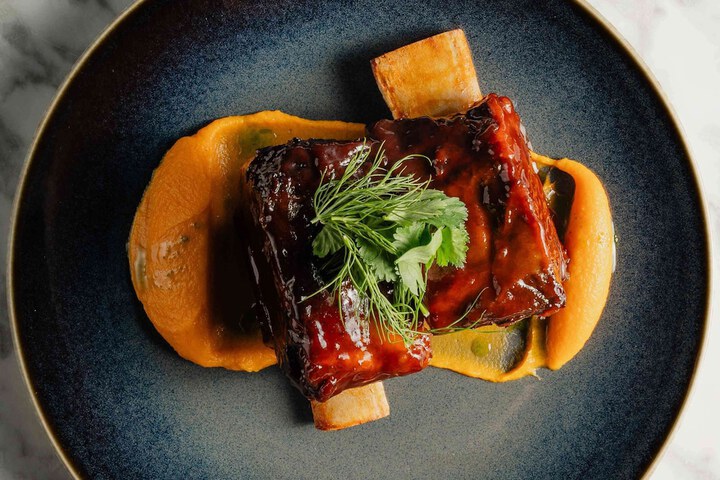 Dining 62 of 101