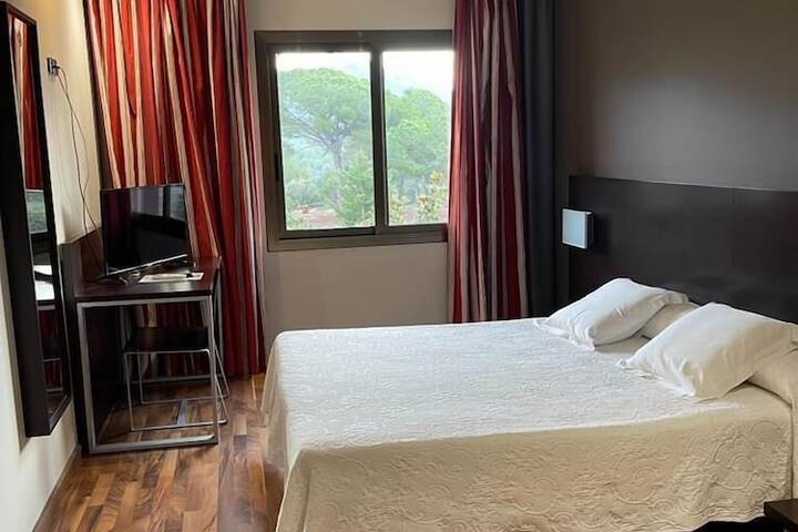 Room 9 of 31