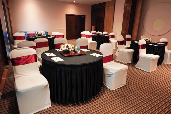 Ballroom/Hall 52 of 52