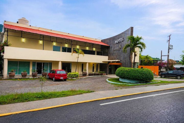 Hotel Vista Verde