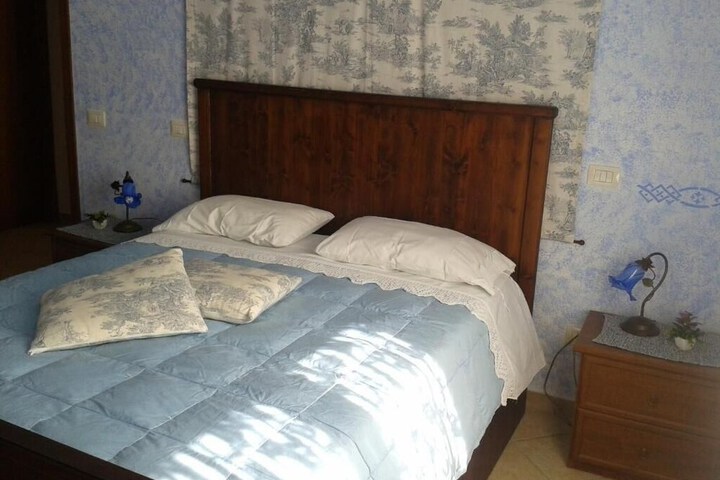 Room 10 of 45