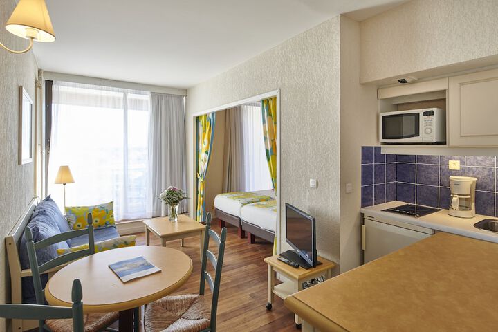 Room 4 of 58
