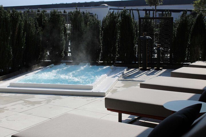 Spa 19 of 36