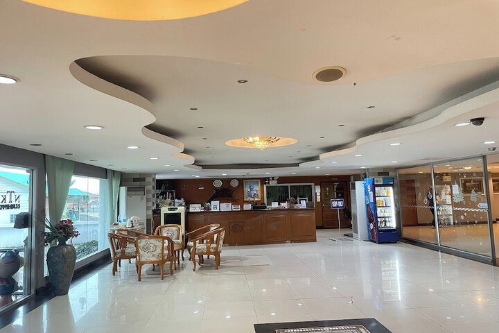 Hotel Interior 10 of 51
