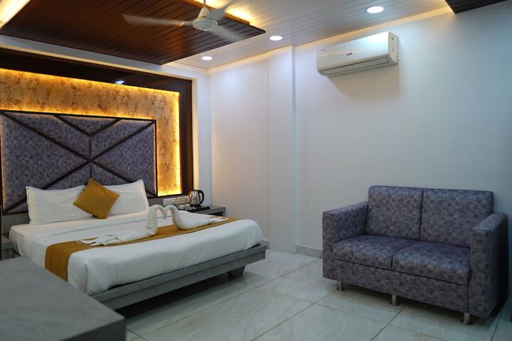 Room 16 of 68