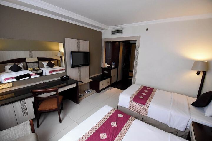 Room 17 of 56