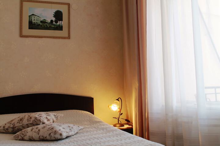 Room 8 of 50