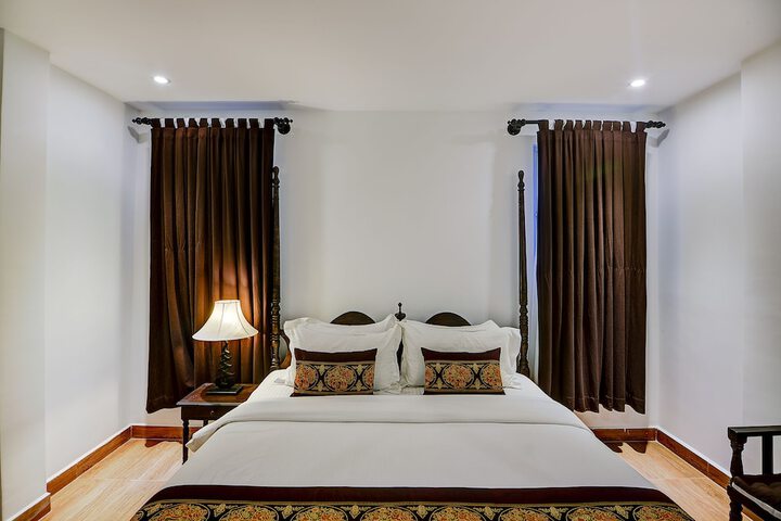 Room 22 of 38