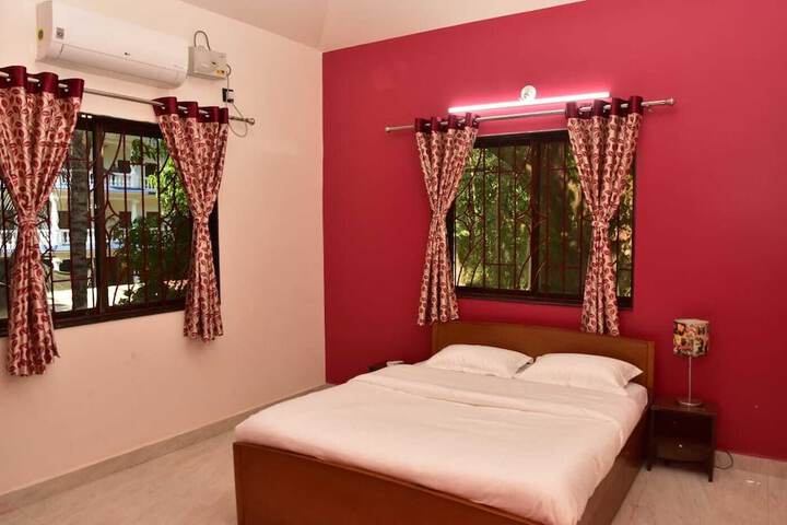 Room 3 of 13
