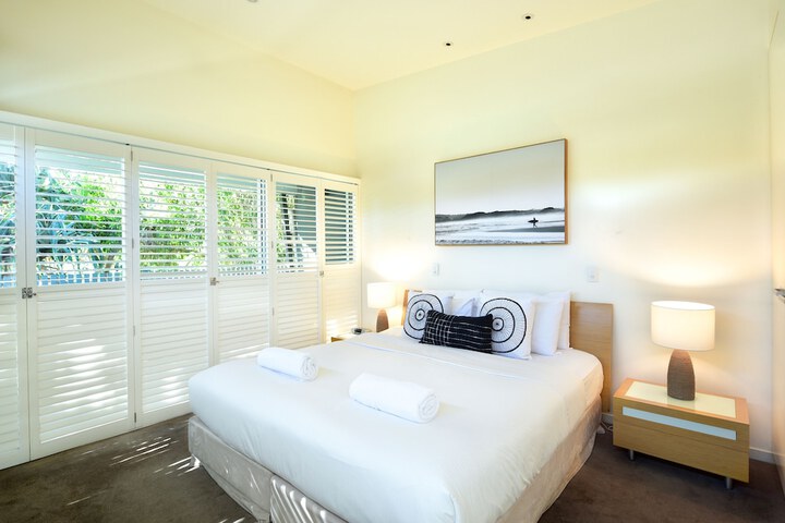 Room 10 of 94