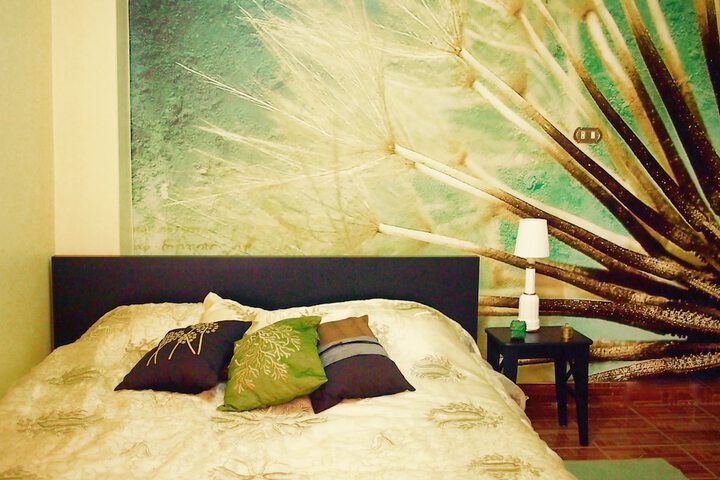 Room 14 of 33