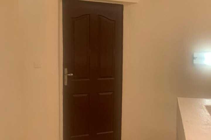 Room 4 of 20