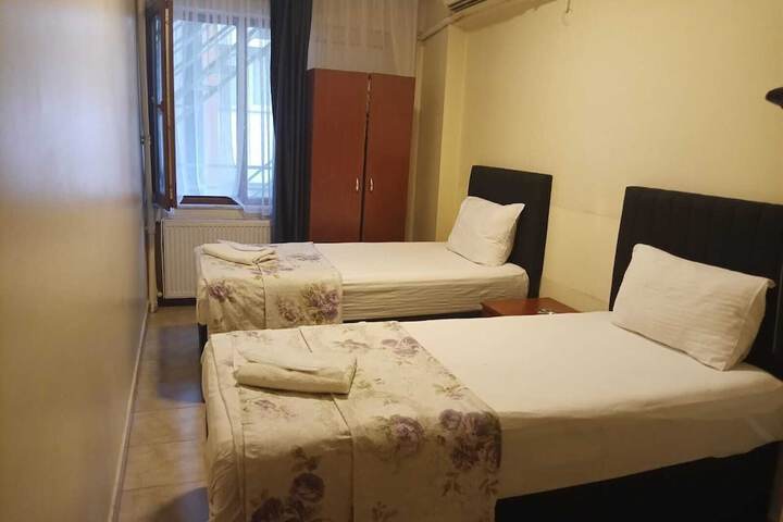 Room 34 of 42