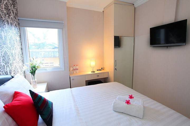 Room 15 of 49