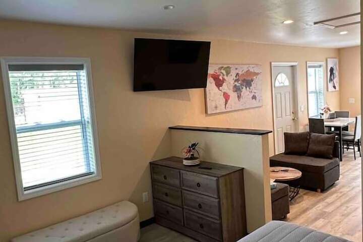 Room 15 of 46