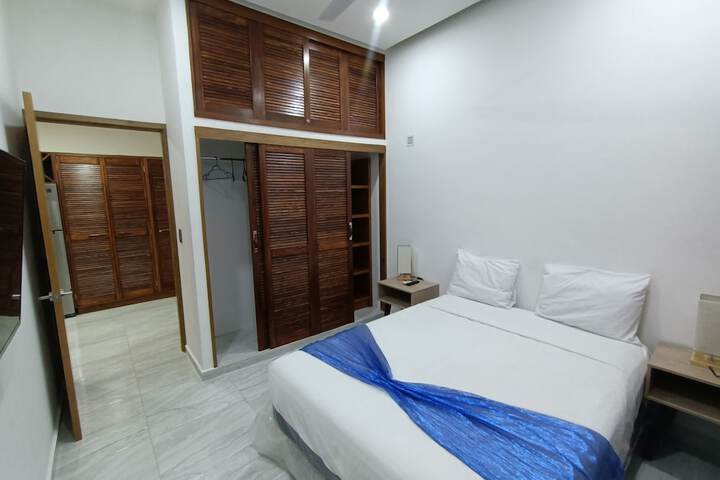 Room 10 of 231