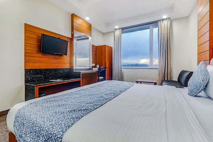 Room 19 of 44
