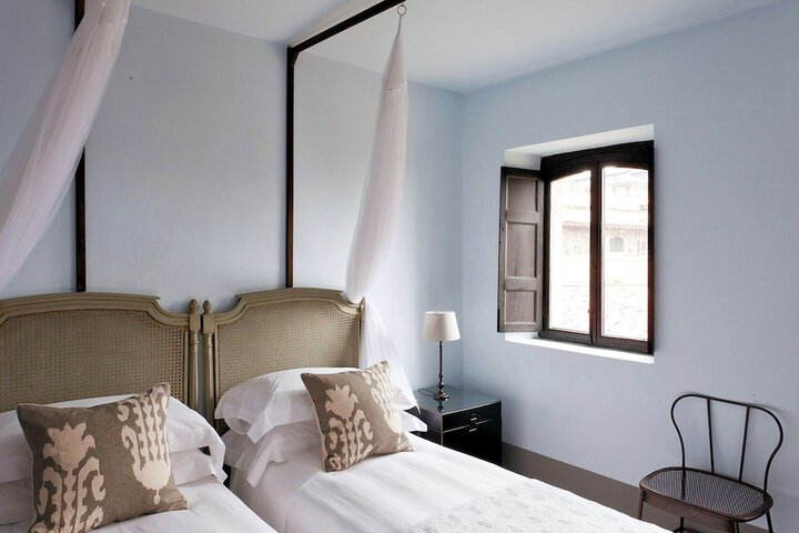 Room 7 of 21