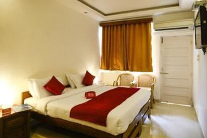 Room 18 of 24