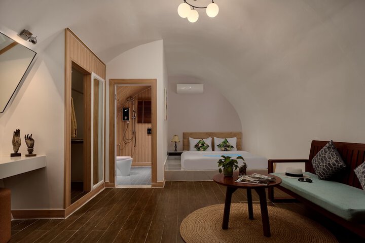 Room 4 of 109
