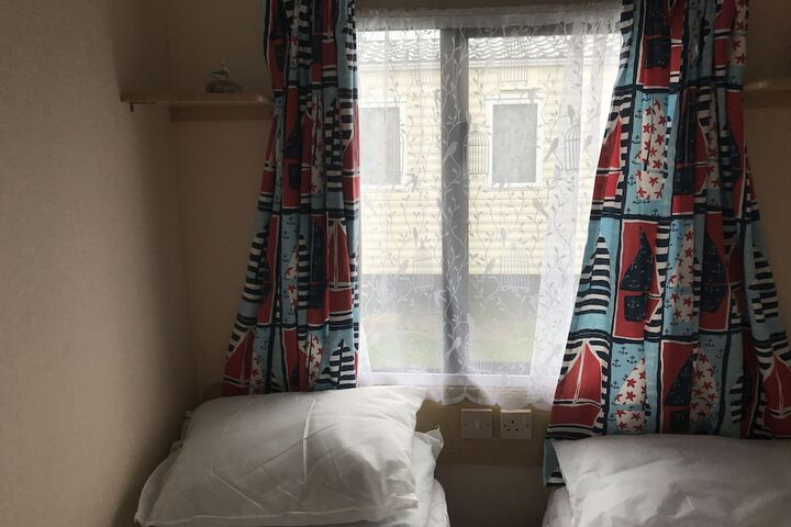 Room 18 of 101