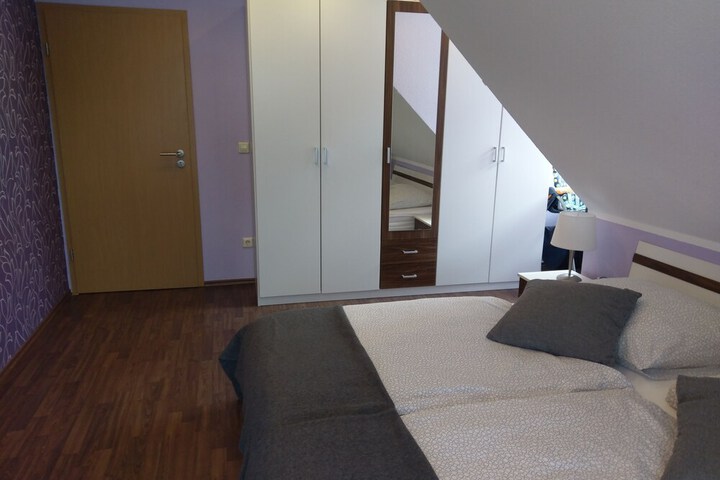 Room 3 of 20