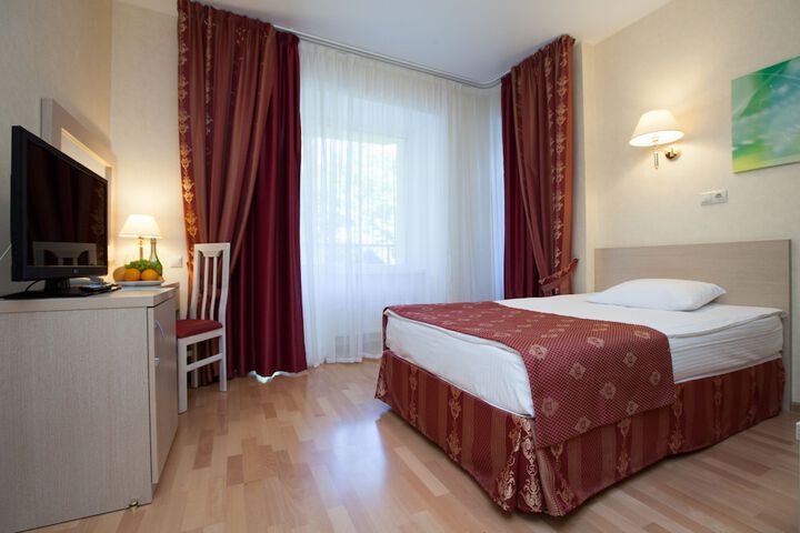 Room 5 of 35