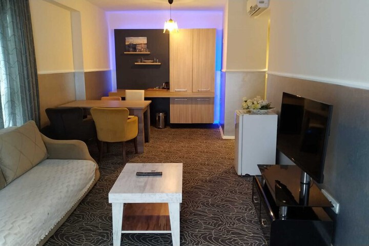 Room 16 of 88