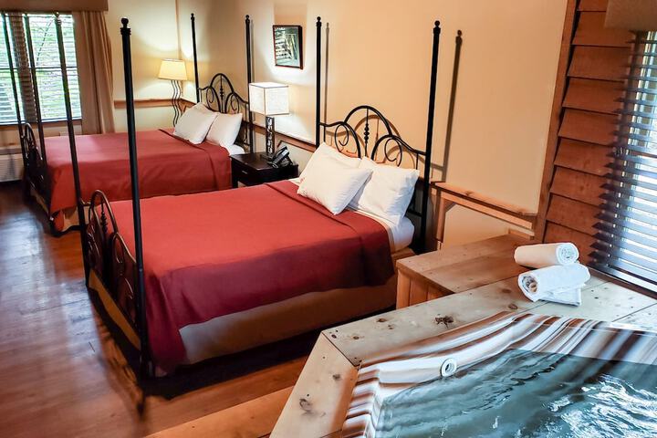 Standard 2 Queen Beds Hill View (2 of 16)