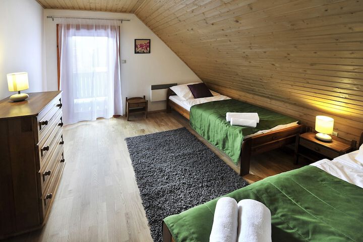 Room 11 of 62