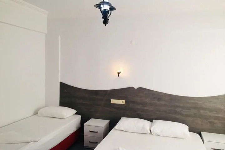 Room 3 of 18