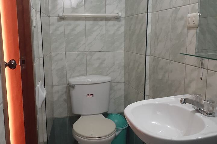 Room 27 of 44