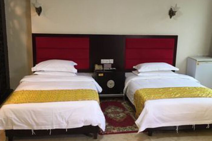 Room 17 of 31
