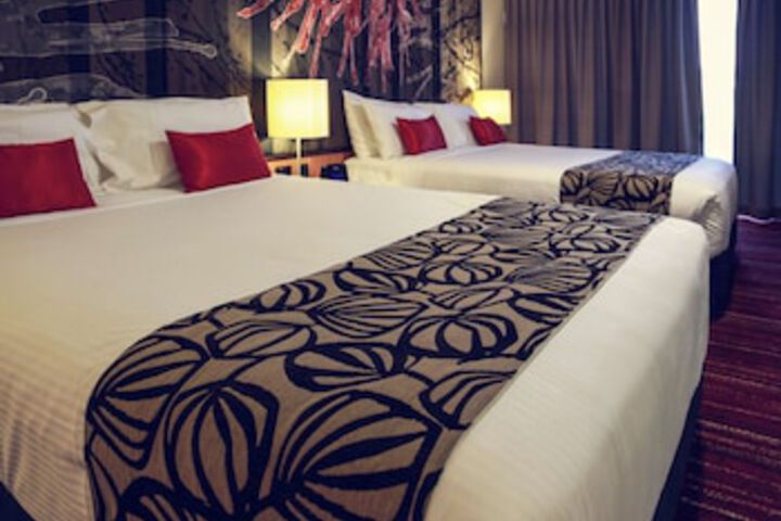 Room 16 of 237