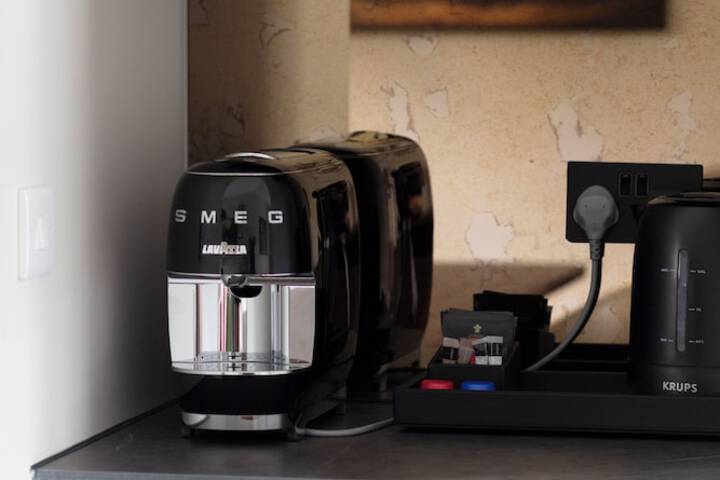 Breakfast/Coffee Service 25 of 76