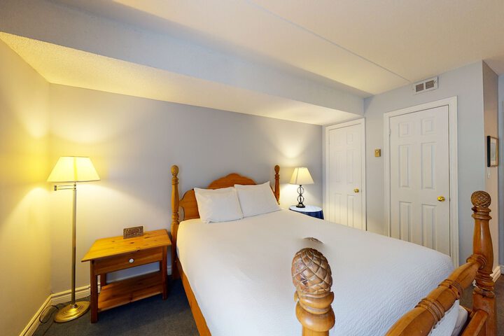 Room 100 of 457