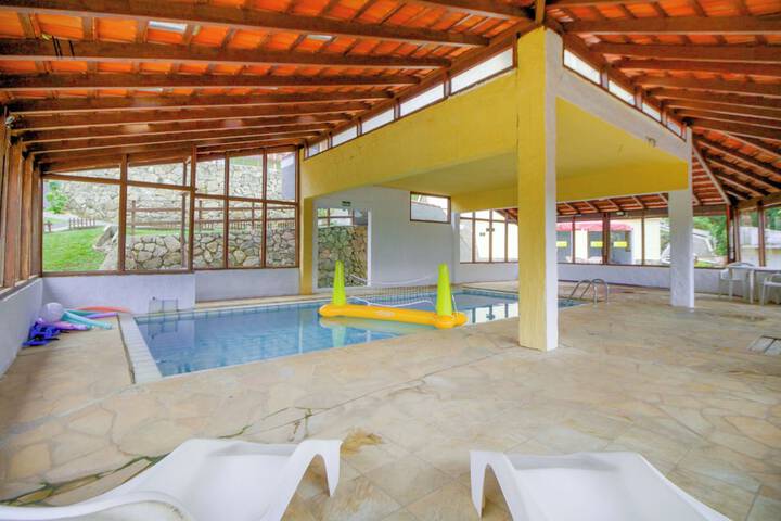 Pool 165 of 240