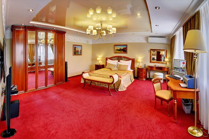 Room 29 of 63