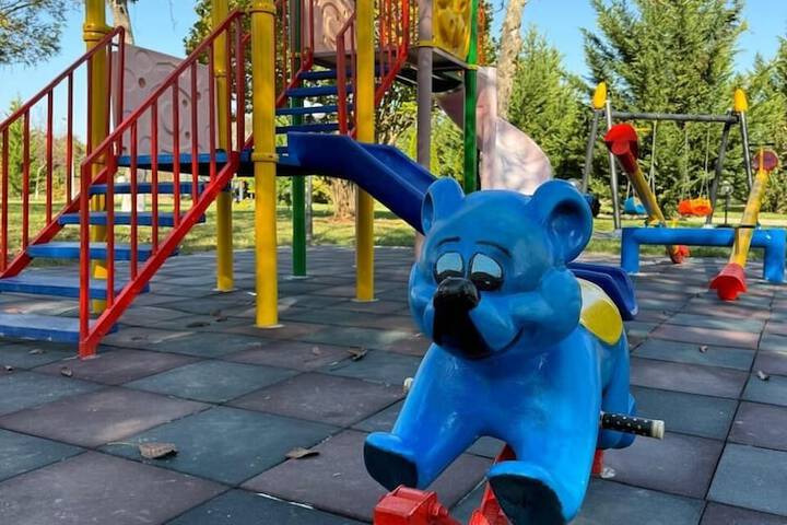 Childrens Activities 55 of 111
