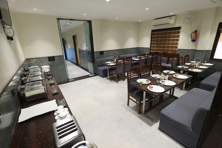 Dining 105 of 136