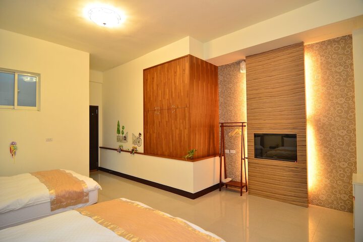 Room 6 of 40
