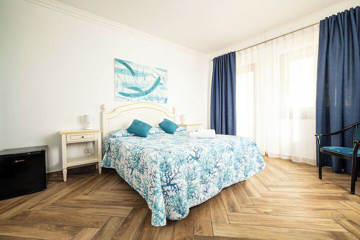 Room 8 of 41
