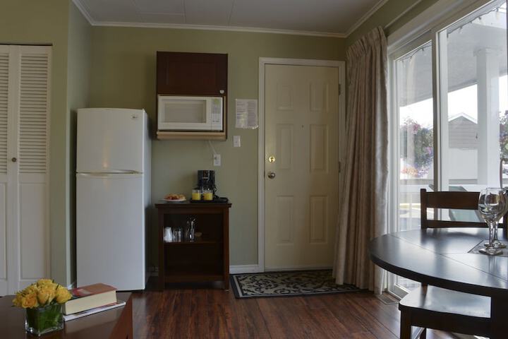 Room 6 of 29
