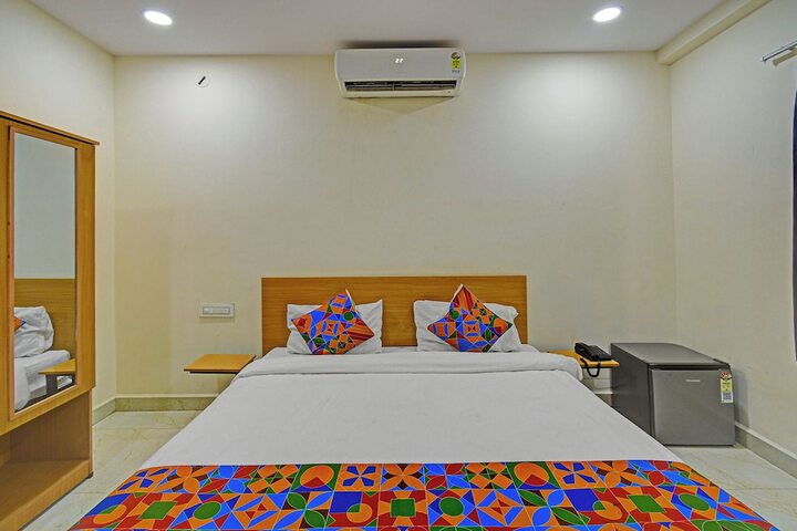 Room 14 of 27