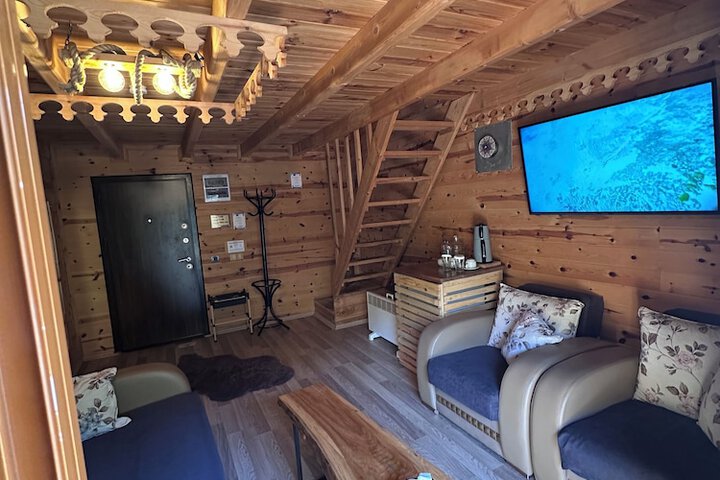 Room 44 of 89